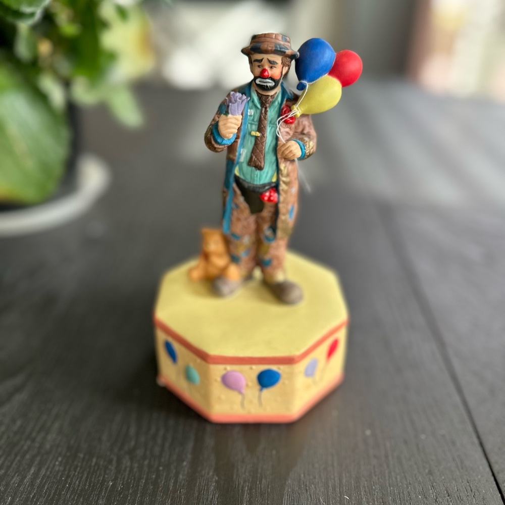 Emmett Kelly Collectable